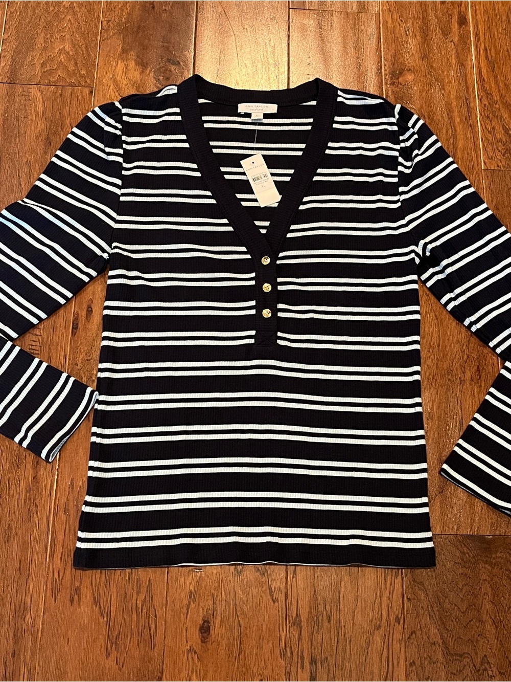 Ann Taylor Navy and White Striped V-Neck Henley Long Sleeve Top Size XL